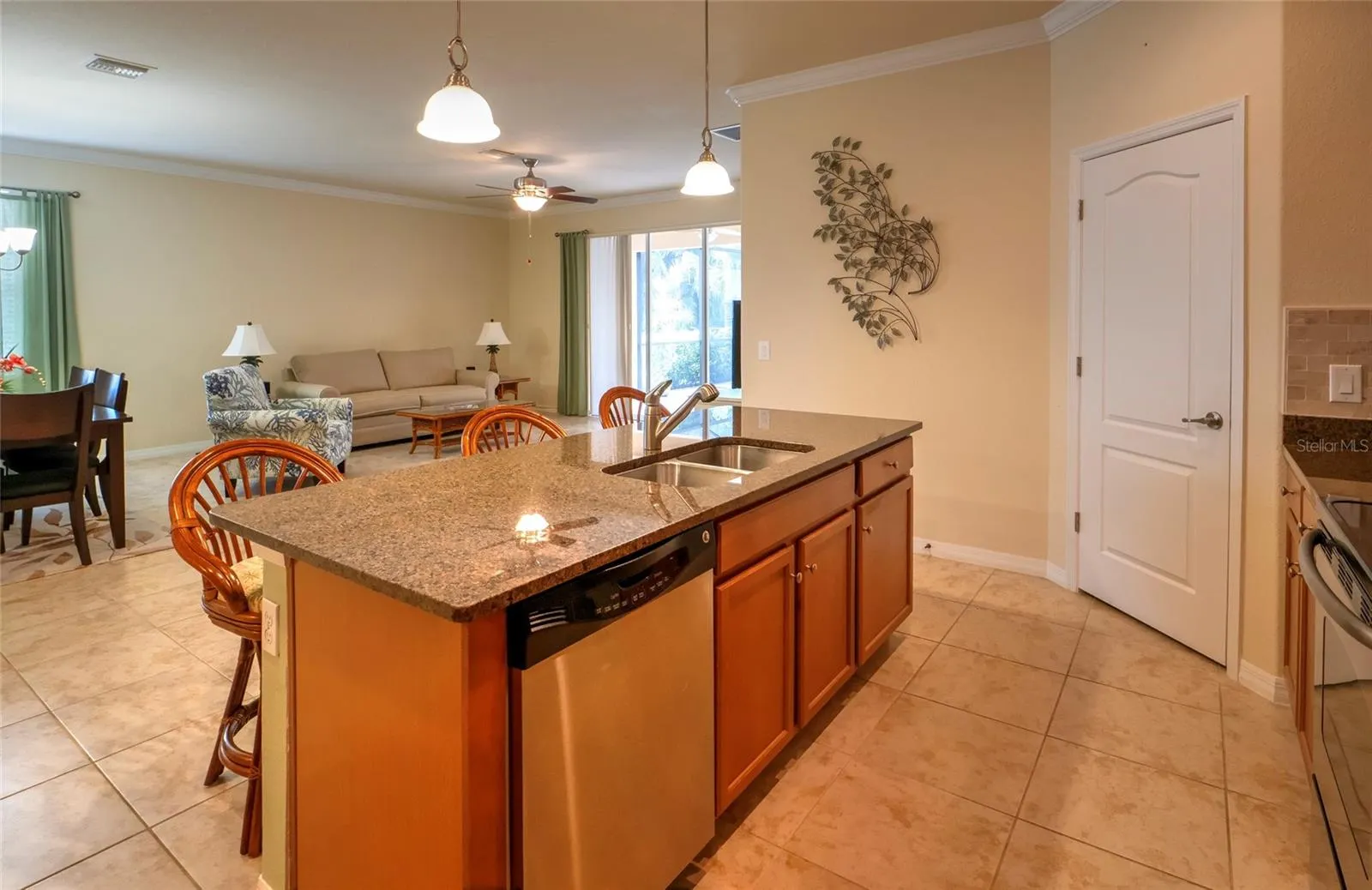 11723 BREADFRUIT LN