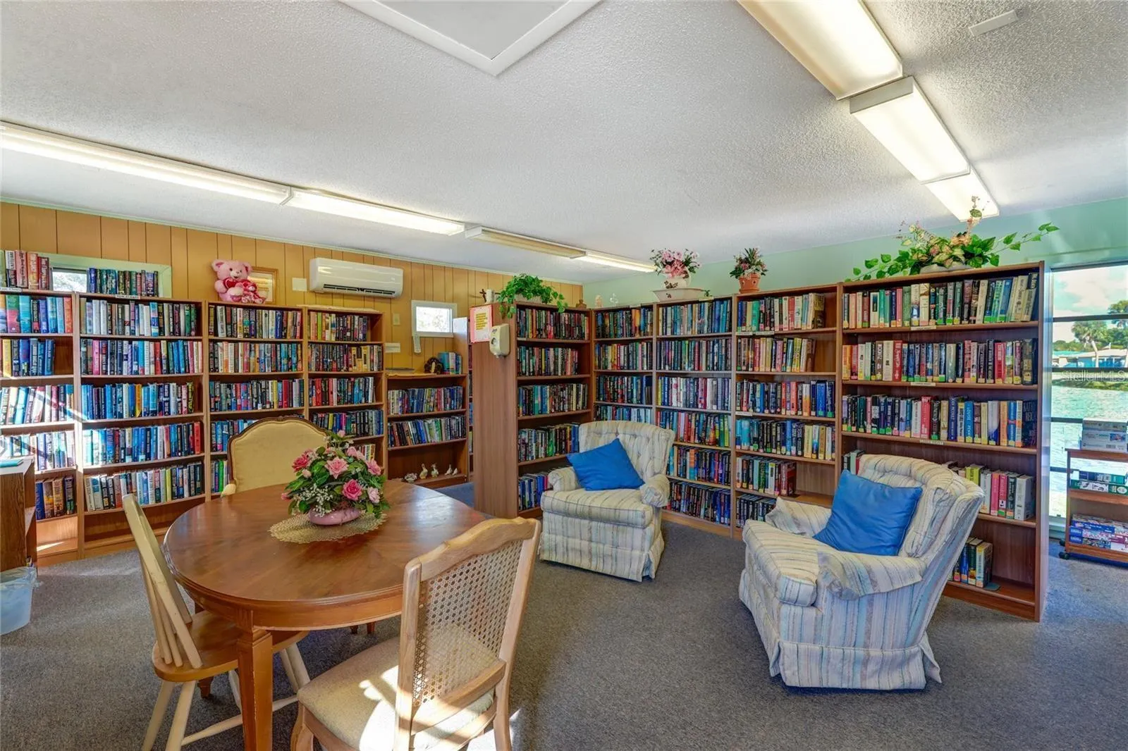 370 CIRCLEWOOD DR #E1-4, #E1-4