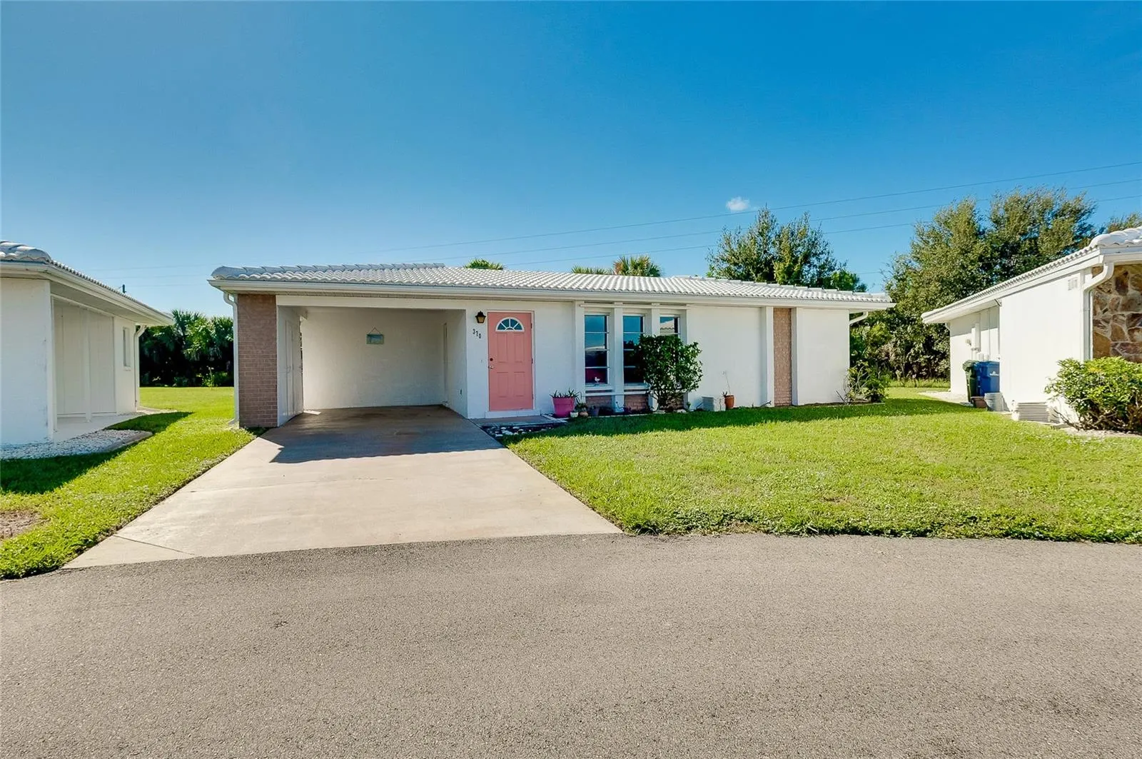 370 CIRCLEWOOD DR #E1-4, #E1-4