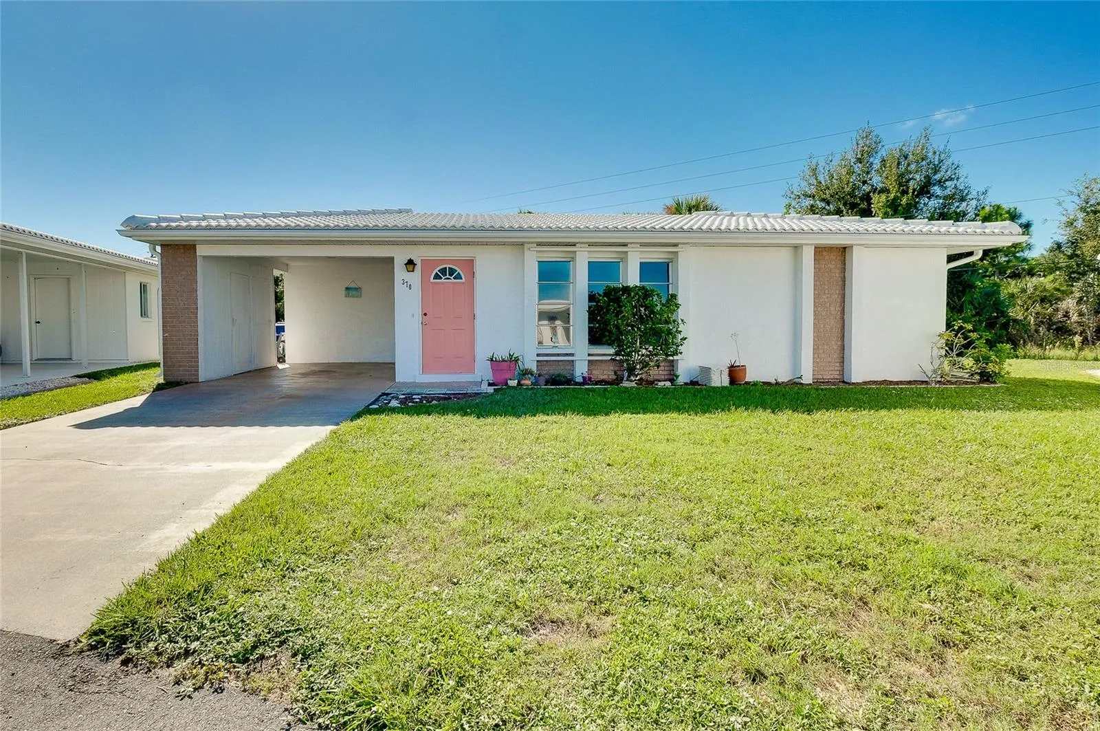 370 CIRCLEWOOD DR #E1-4, #E1-4