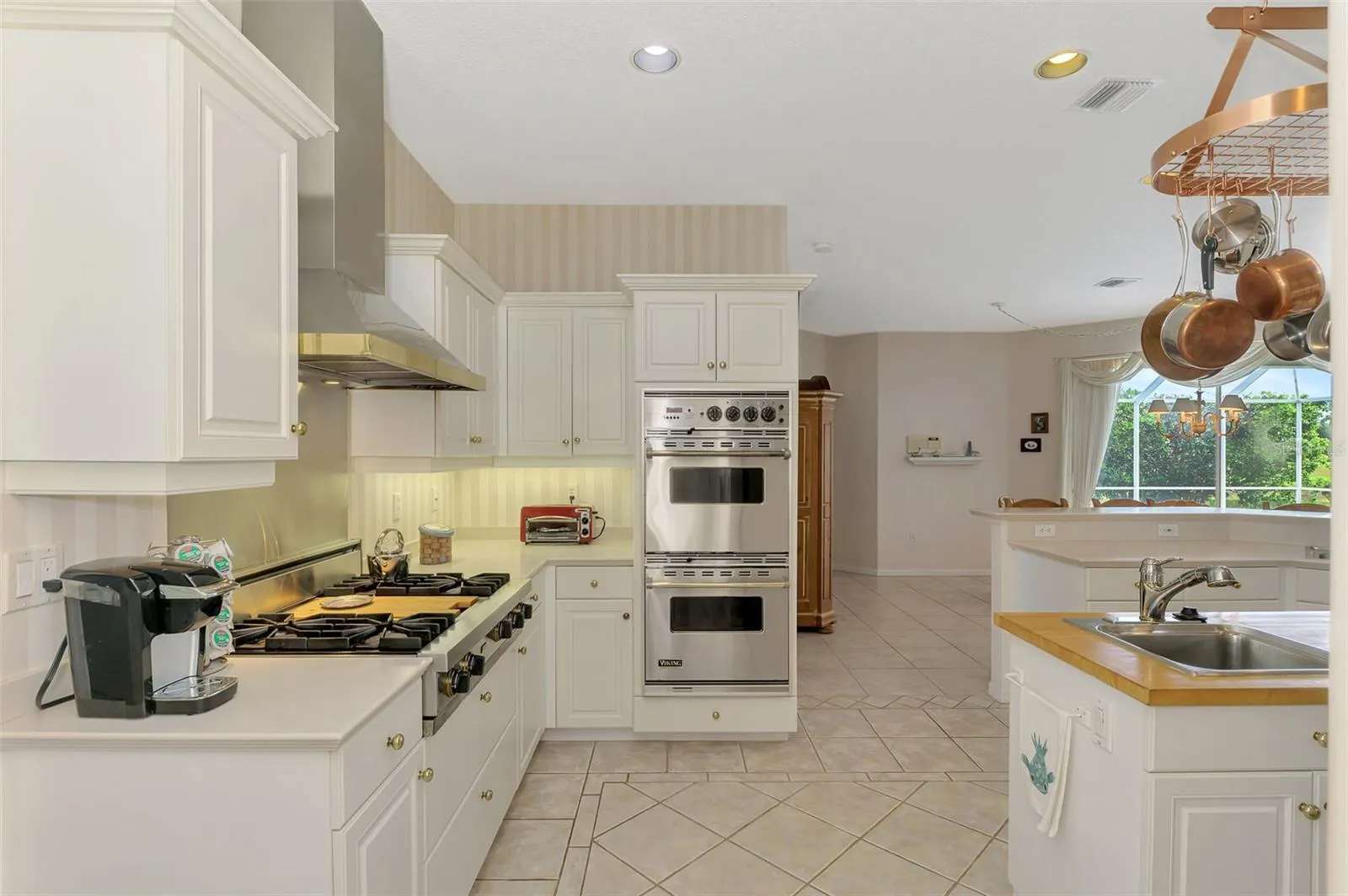 1434 GLENEAGLES DR