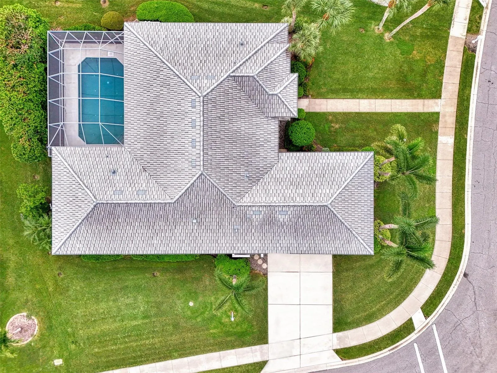 1434 GLENEAGLES DR