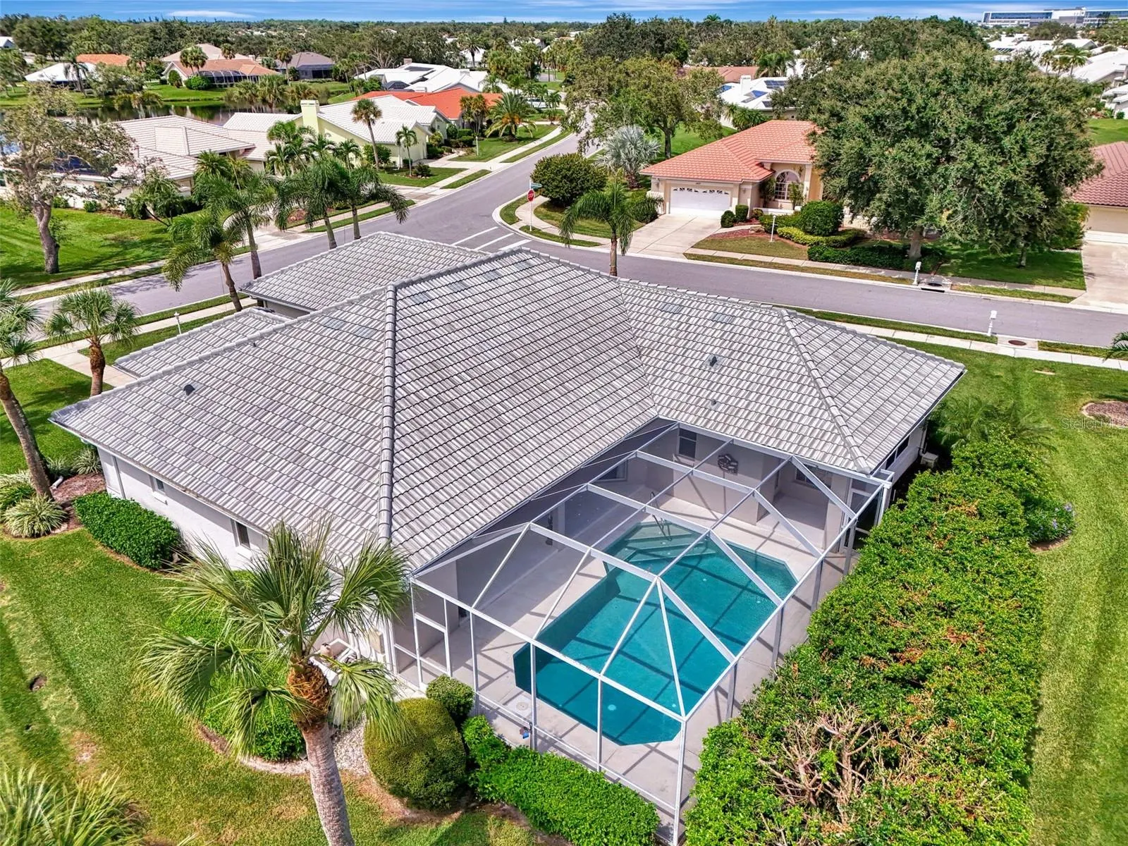 1434 GLENEAGLES DR
