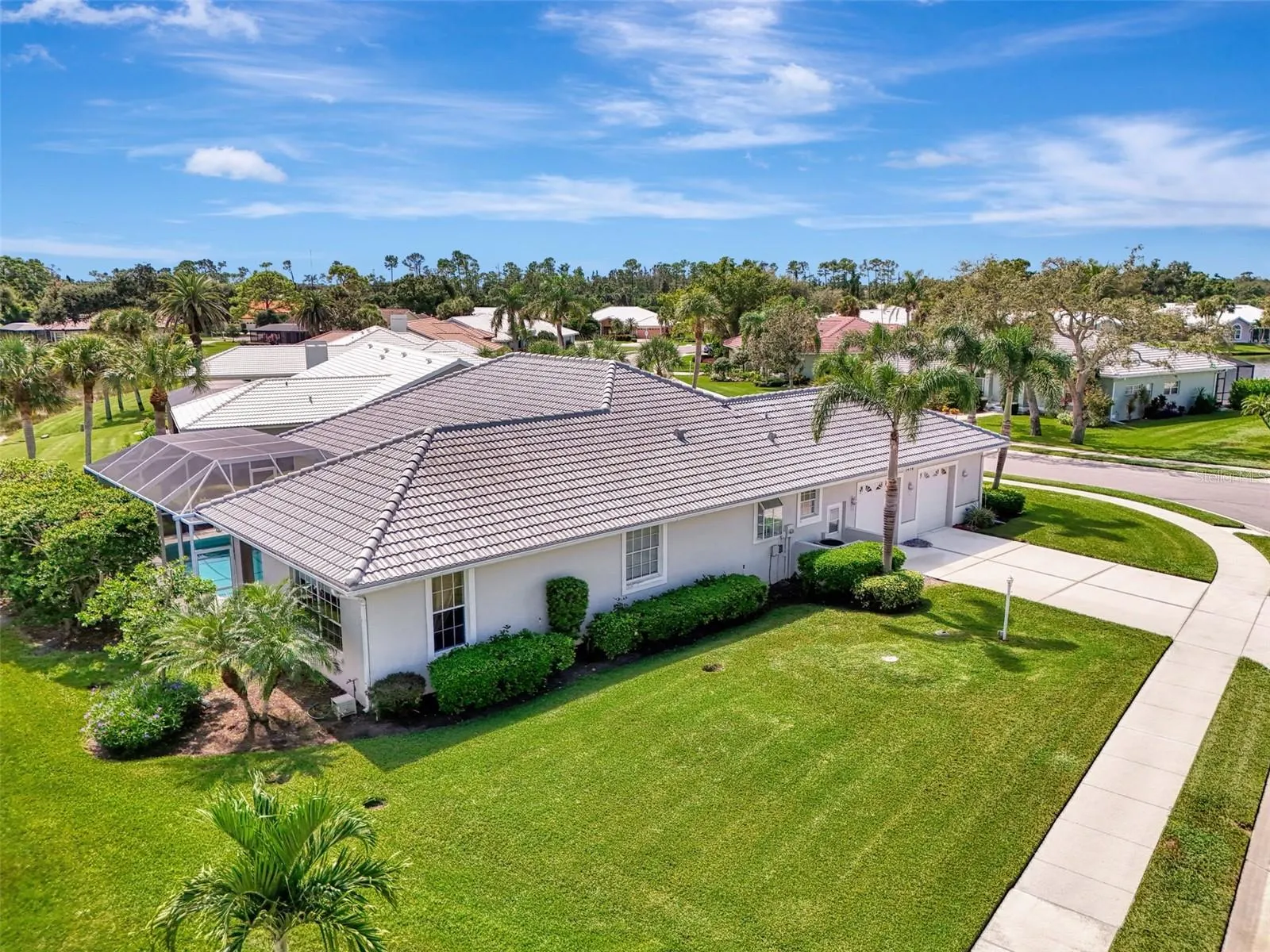 1434 GLENEAGLES DR