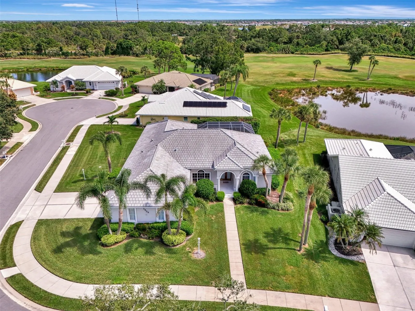 1434 GLENEAGLES DR