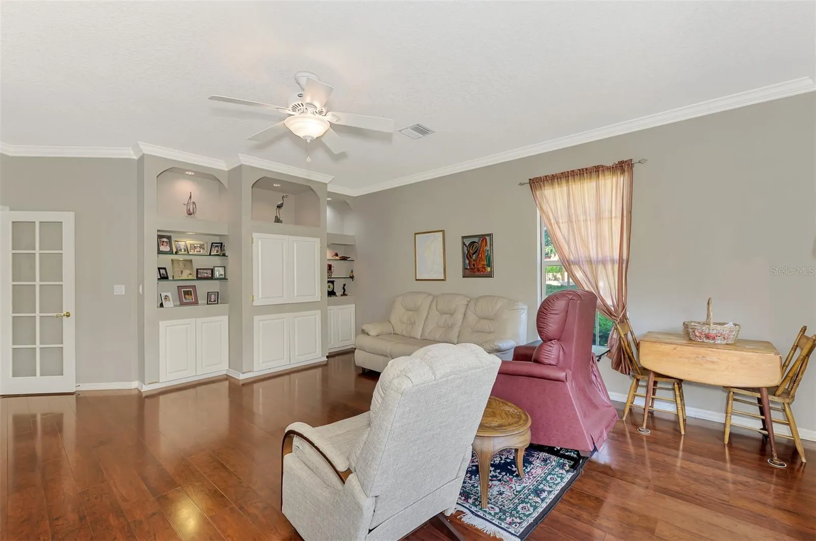 1434 GLENEAGLES DR