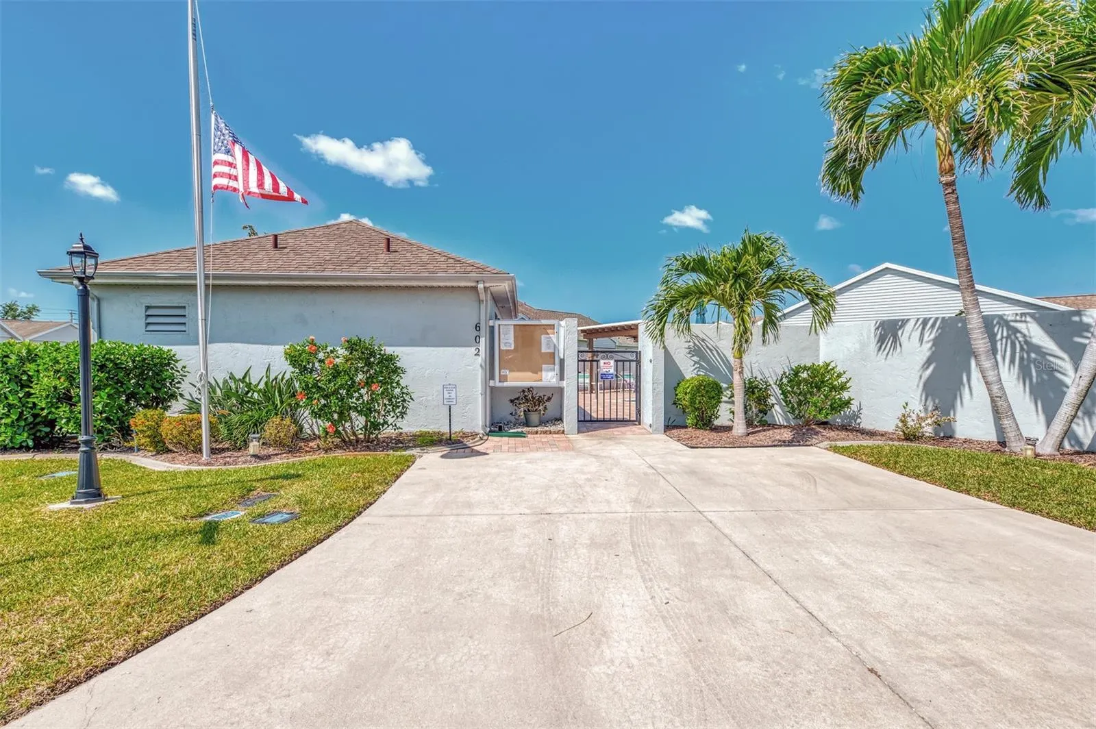 607 IRONWOOD CIR #160, #160