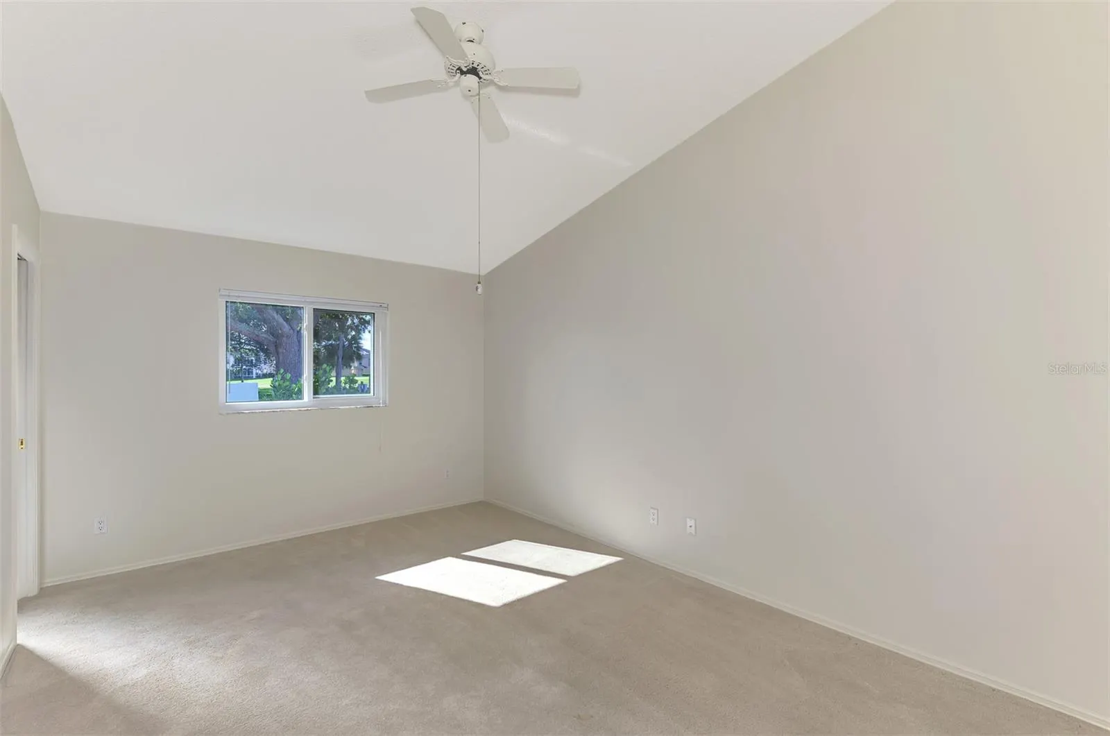 607 IRONWOOD CIR #160, #160