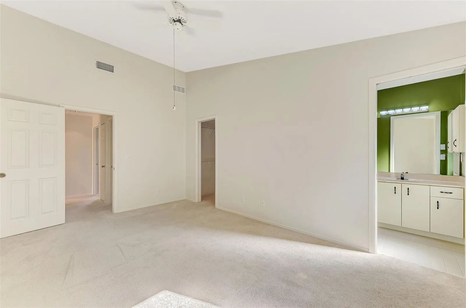 607 IRONWOOD CIR #160, #160