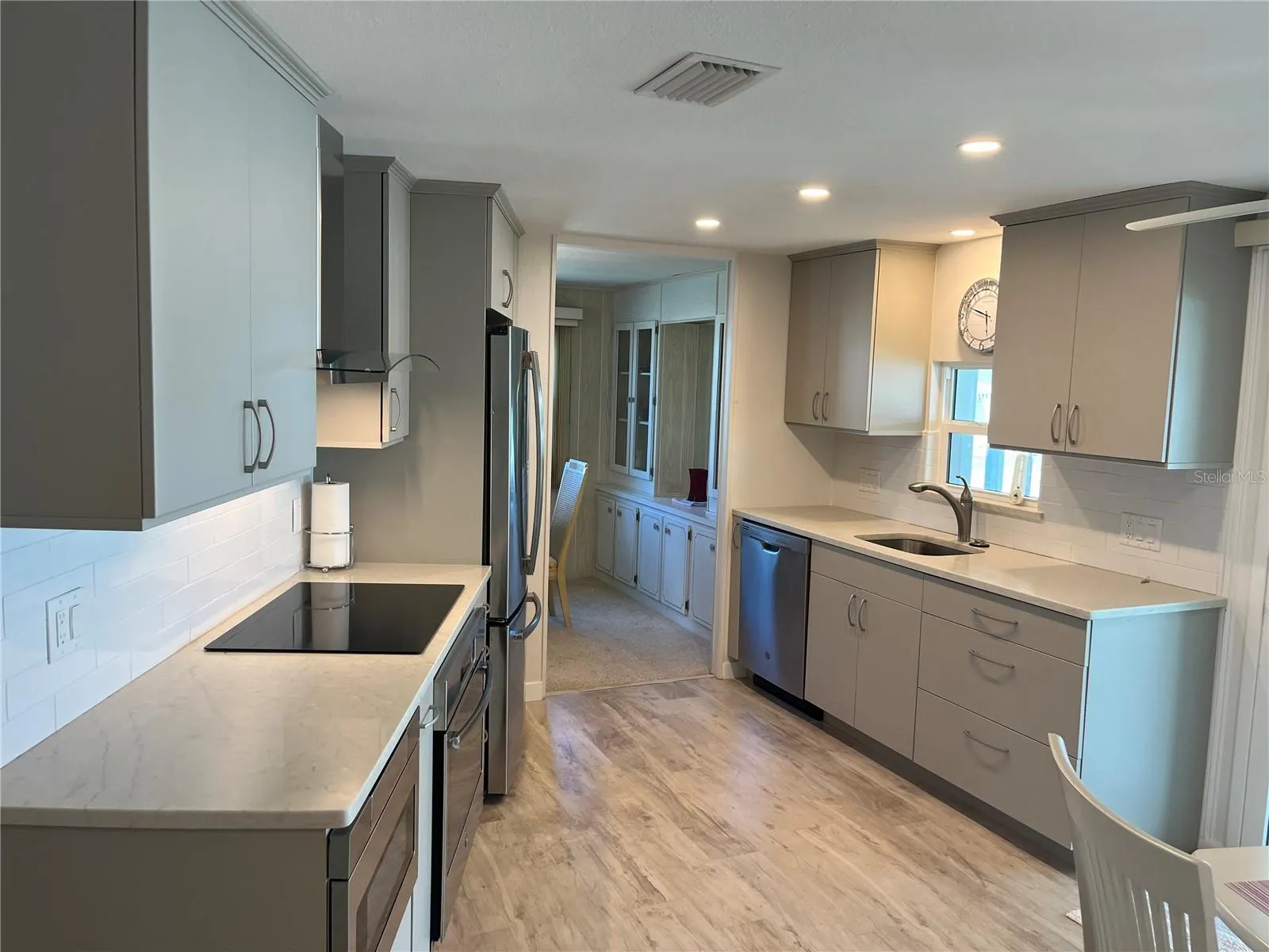 795 GRADO DR