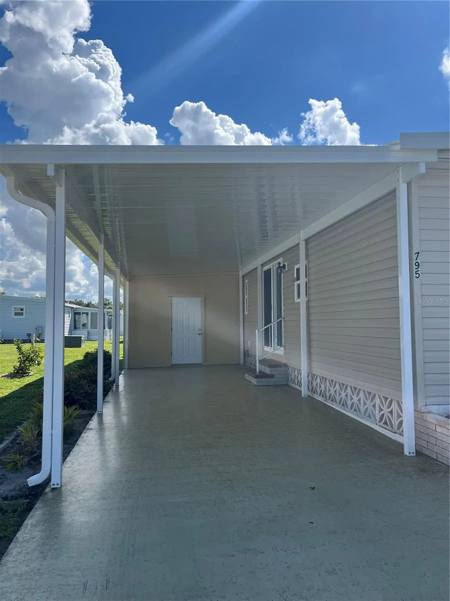 795 GRADO DR