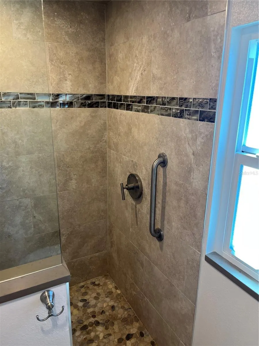 795 GRADO DR