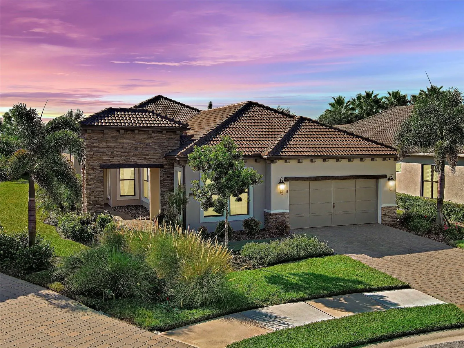240 CORELLI DR