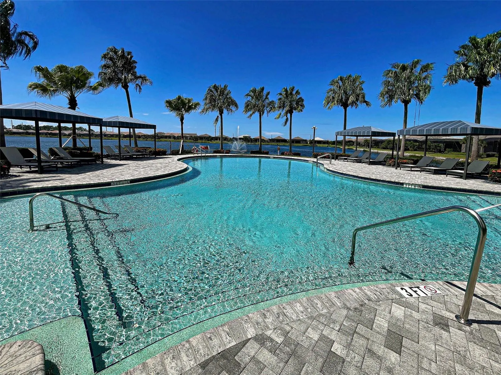 240 CORELLI DR