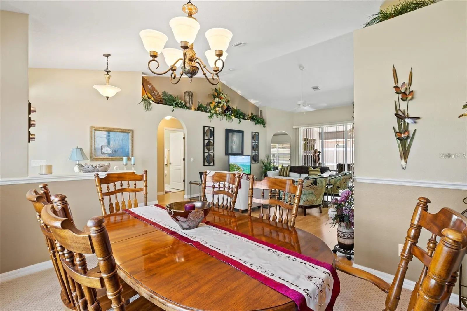 830 POINCIANA RD