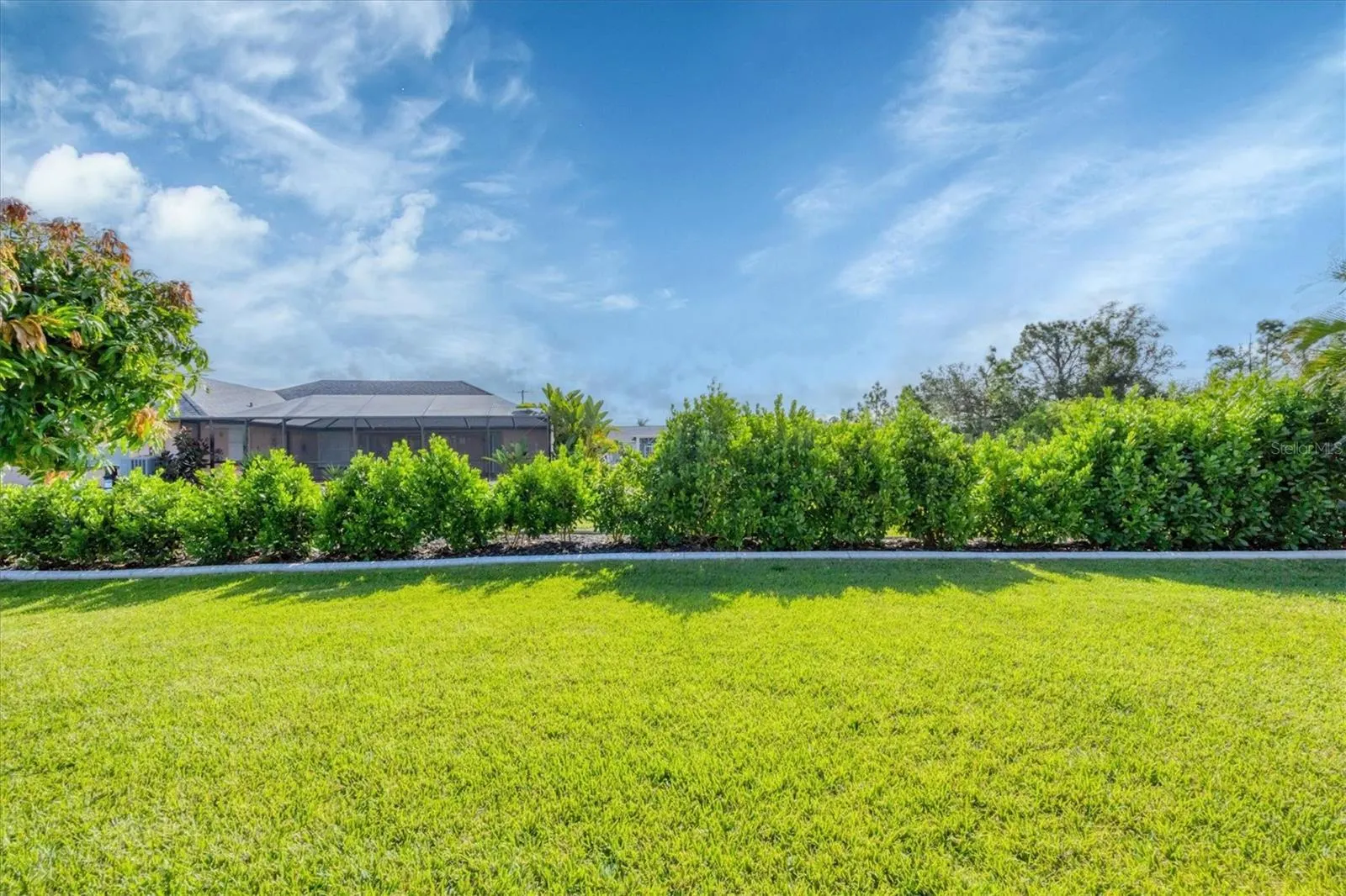 9175 MELODY CIR