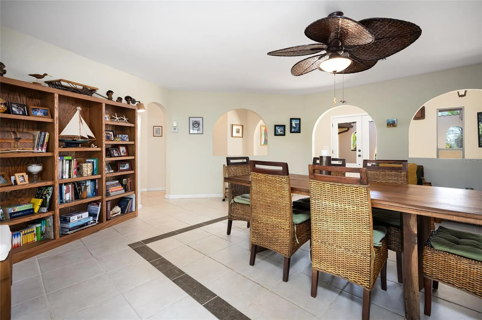 37 WATERFORD DR