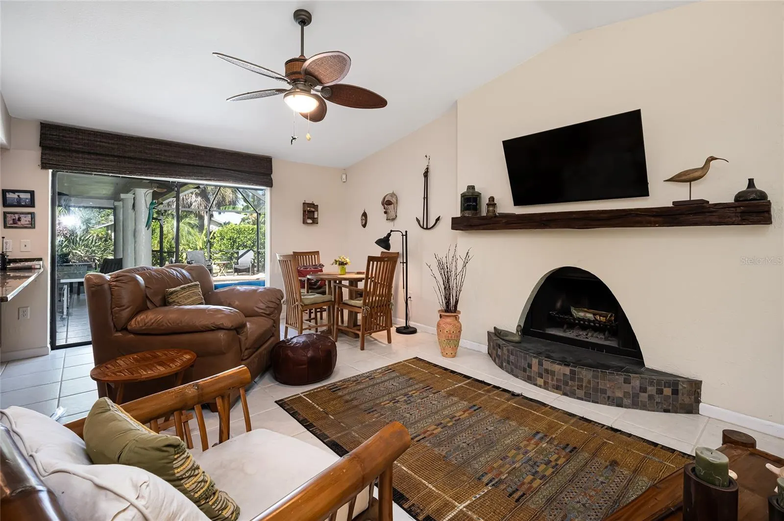 37 WATERFORD DR