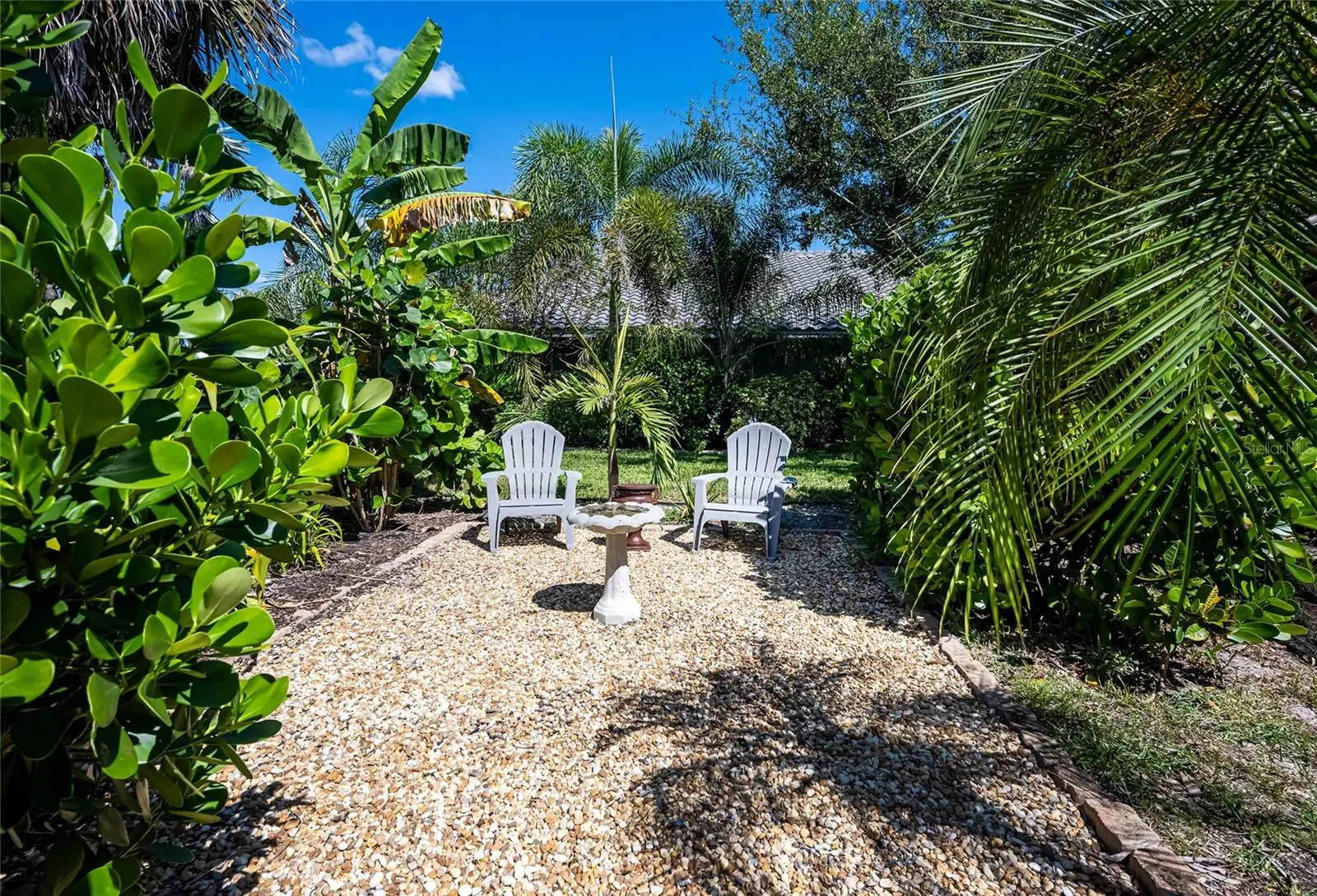 37 WATERFORD DR