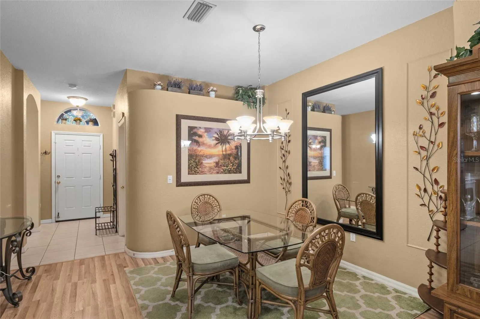 1503 SCARLETT AVE