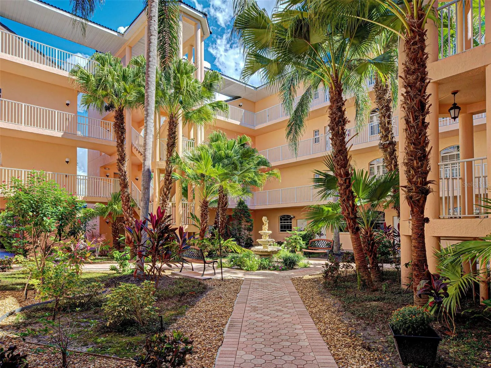 1515 GONDOLA PARK DR #1515, #1515