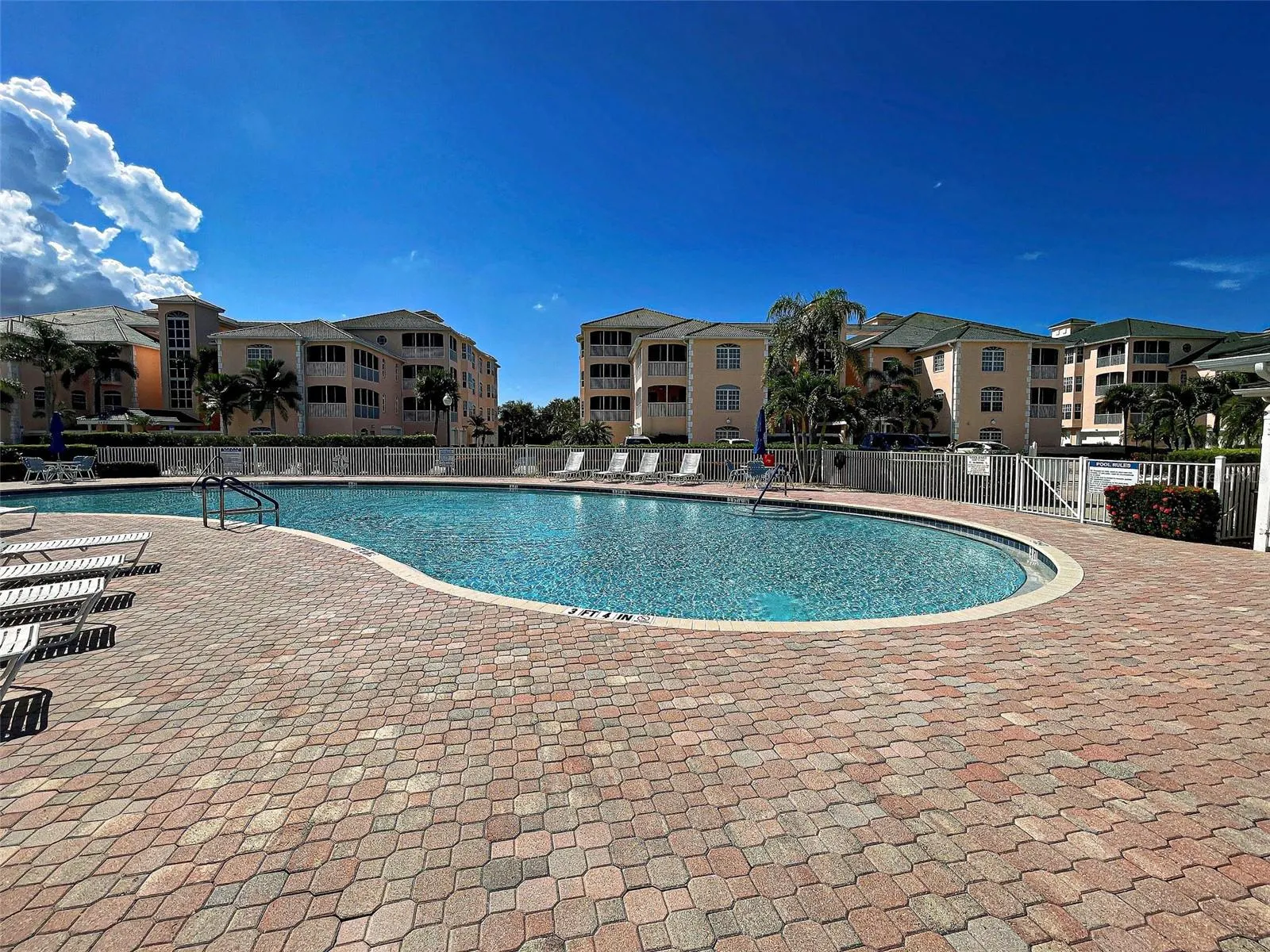 1515 GONDOLA PARK DR #1515, #1515