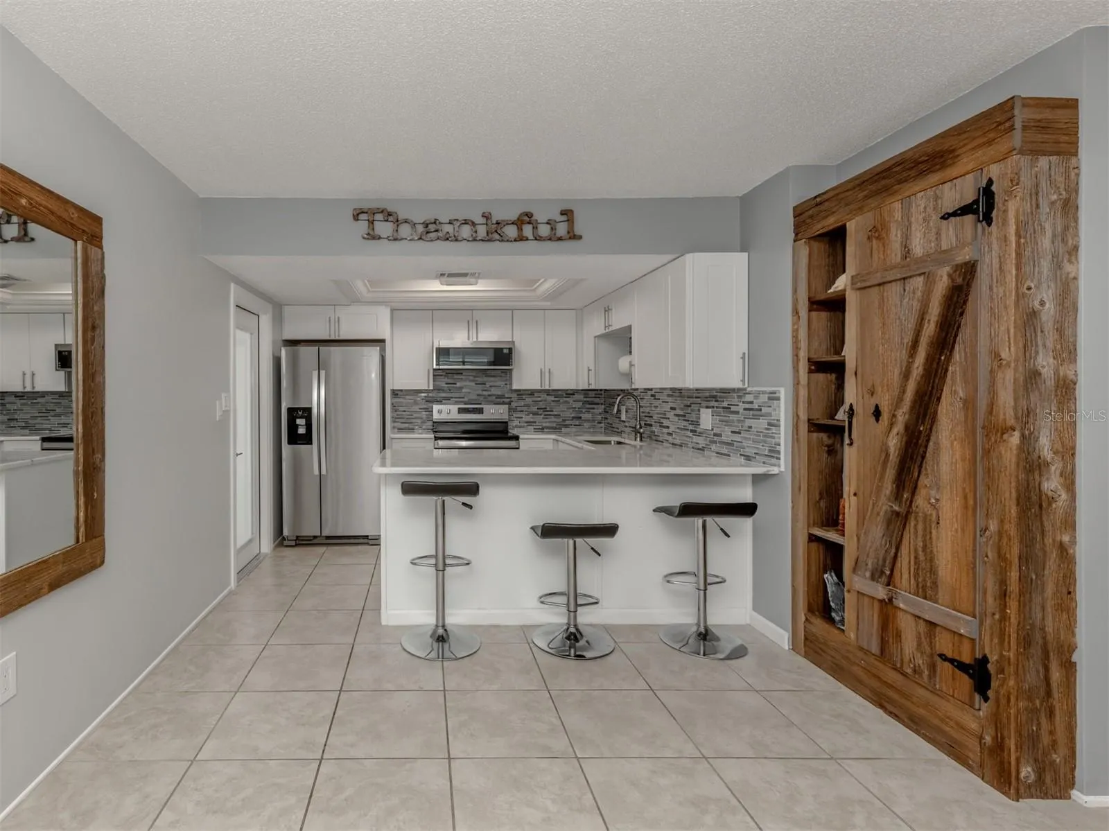 537 MANATEE CT #203, #203