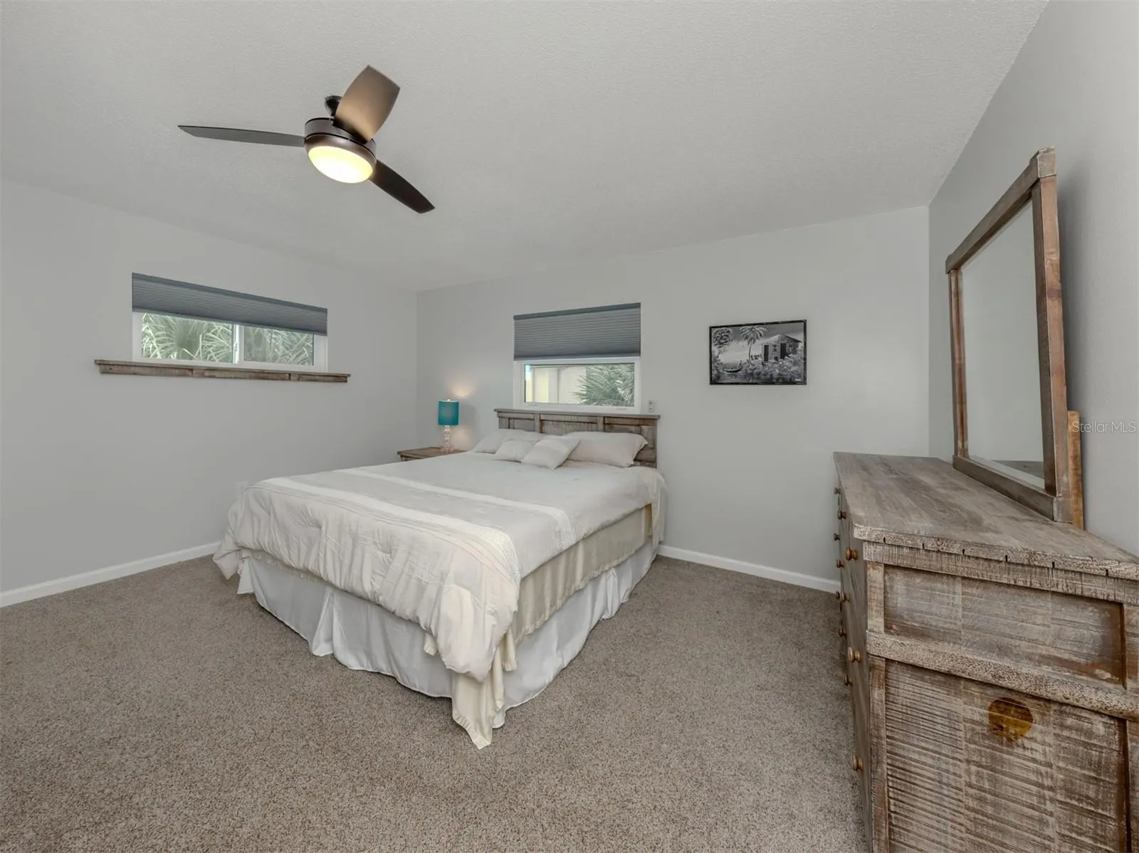 537 MANATEE CT #203, #203