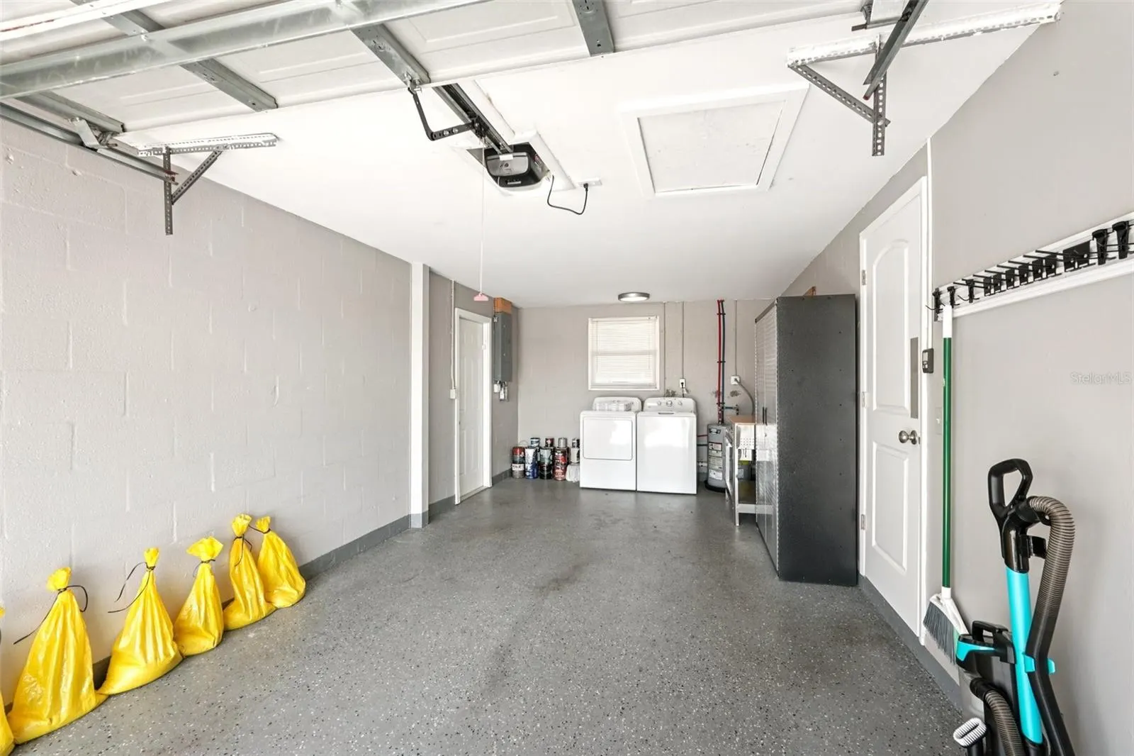 5200 STATE ROAD 776