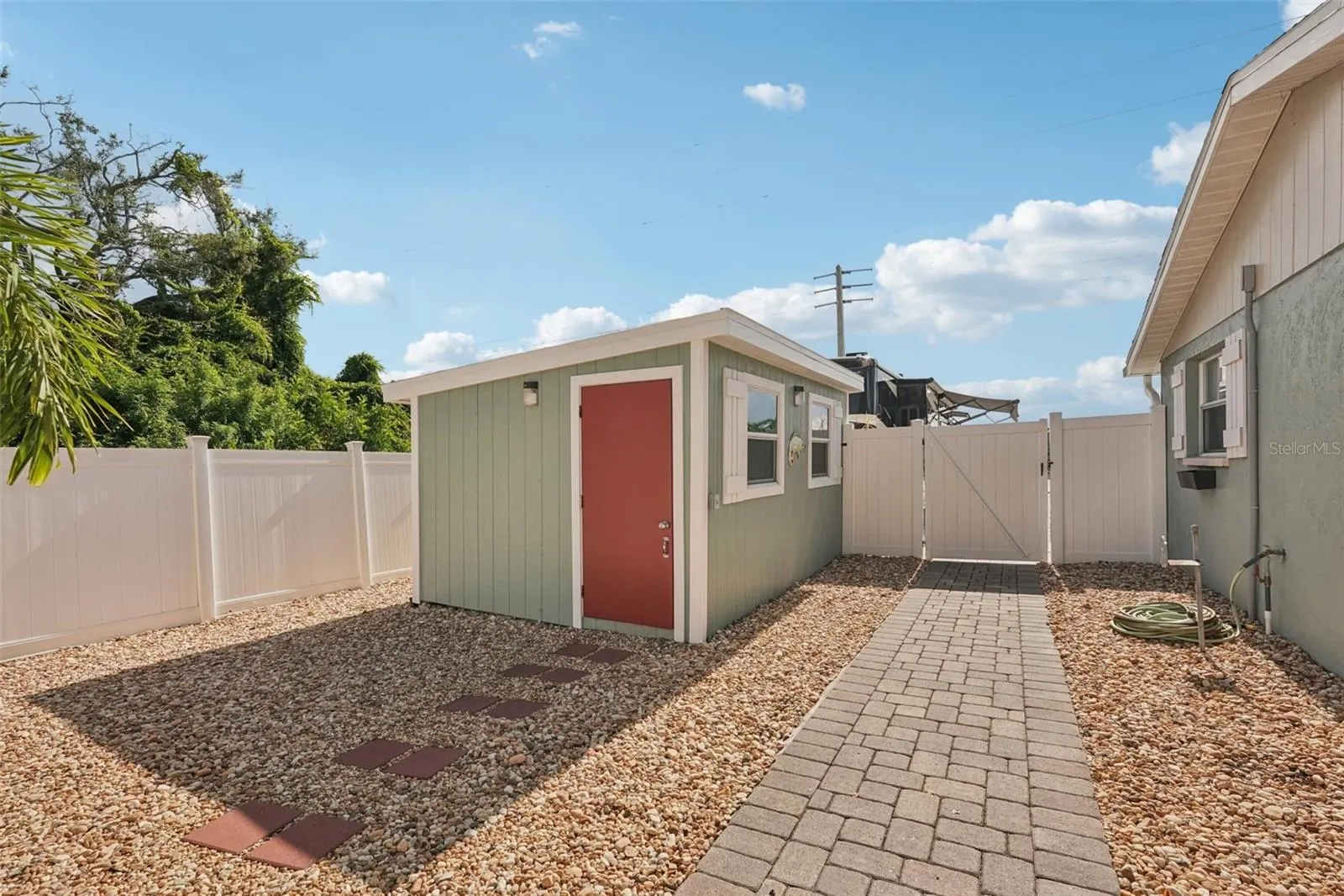 5200 STATE ROAD 776