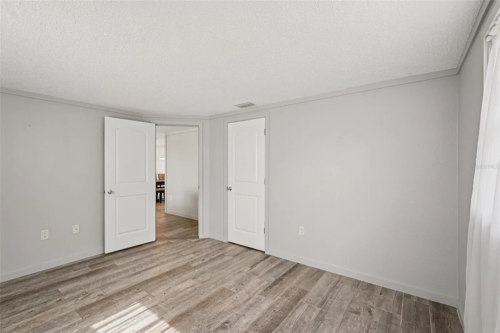 5200 STATE ROAD 776