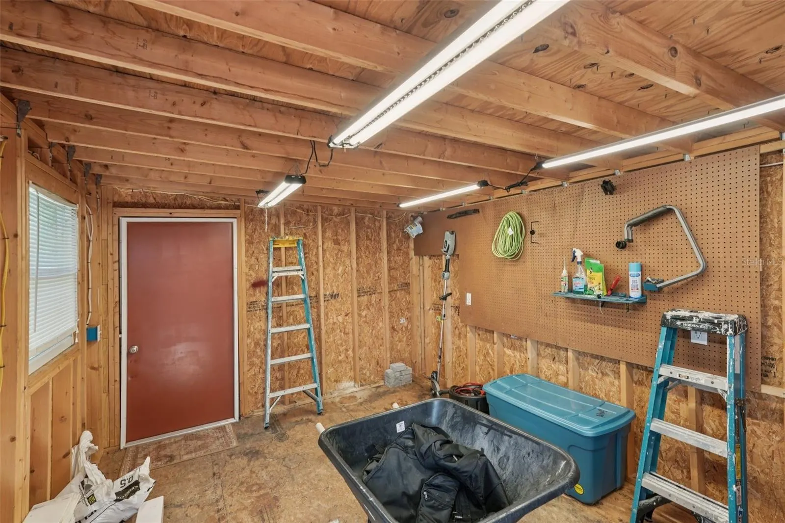 5200 STATE ROAD 776