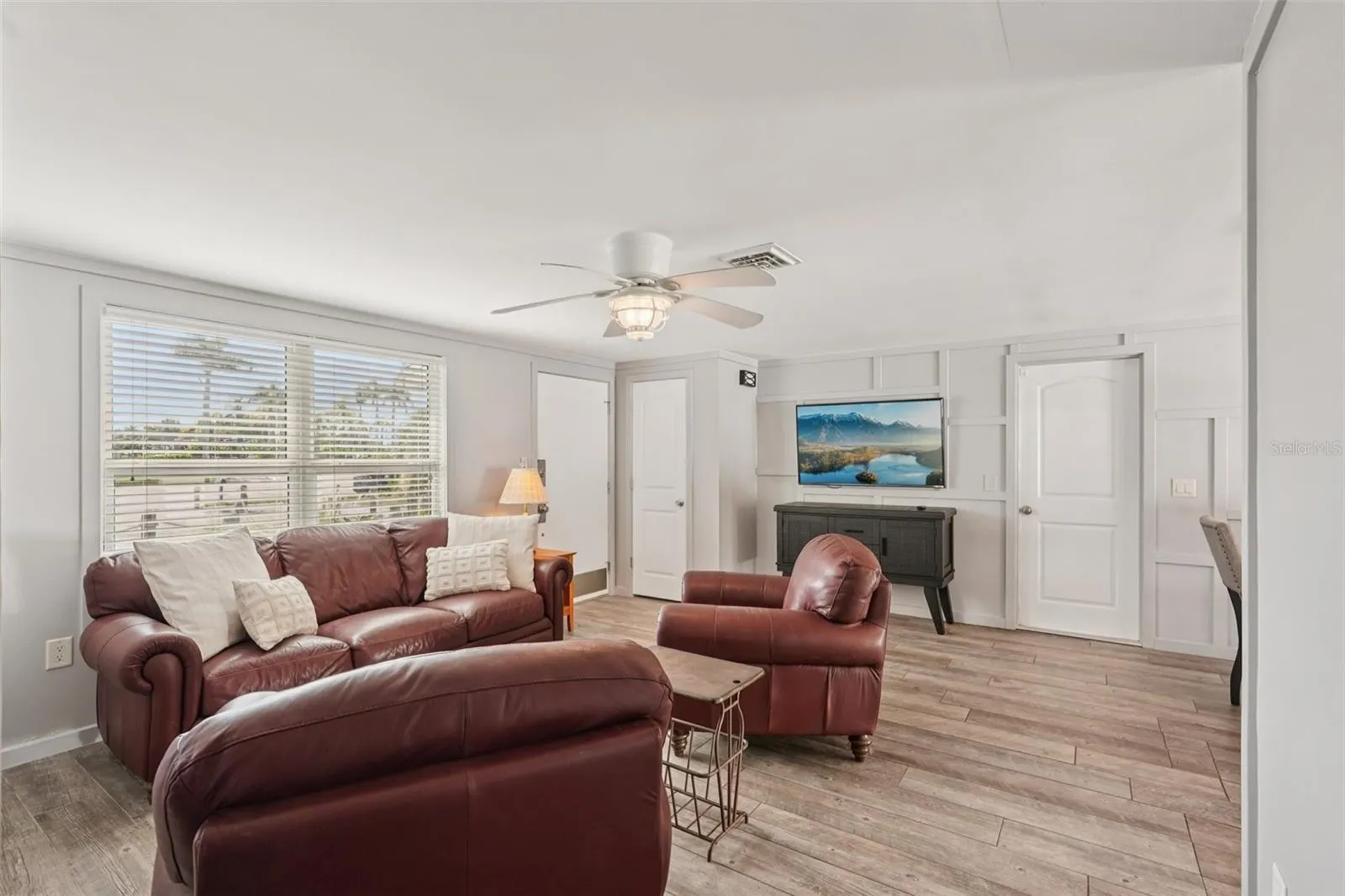 5200 STATE ROAD 776