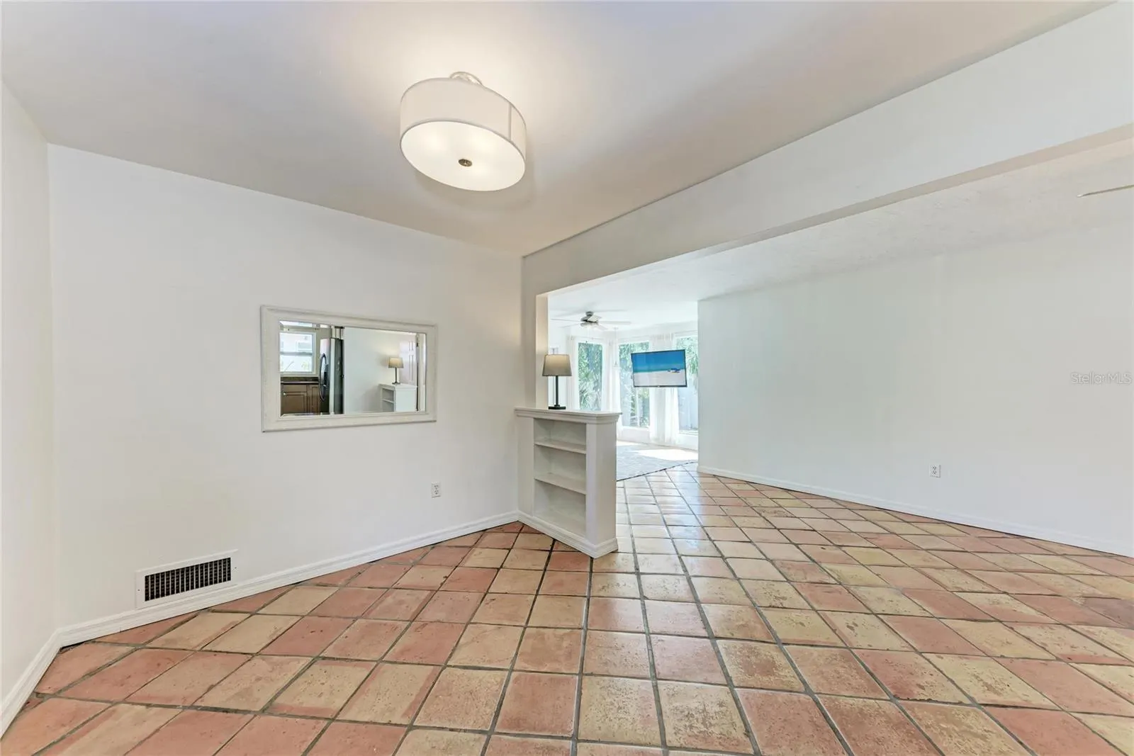 2998 MICHIGAN ST