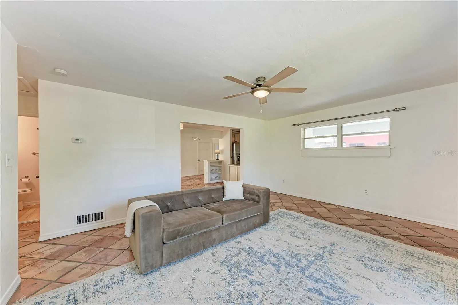 2998 MICHIGAN ST