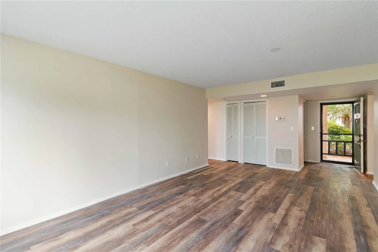 808 CAPRI ISLES BLVD #111, #111
