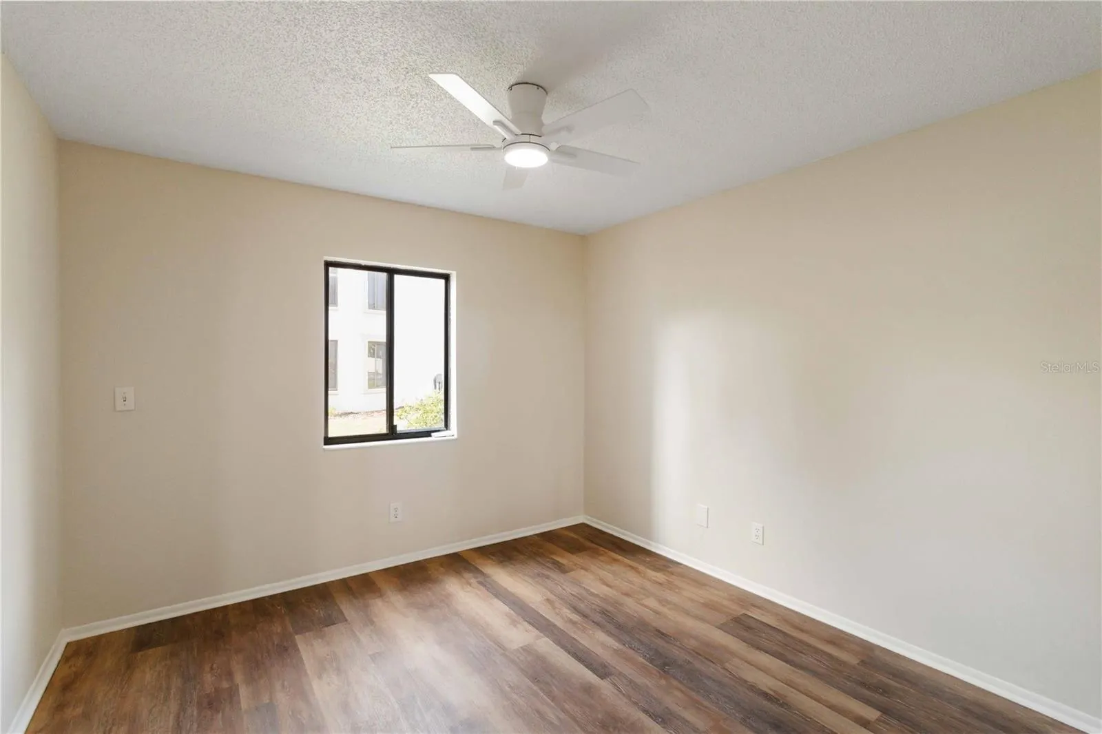 808 CAPRI ISLES BLVD #111, #111