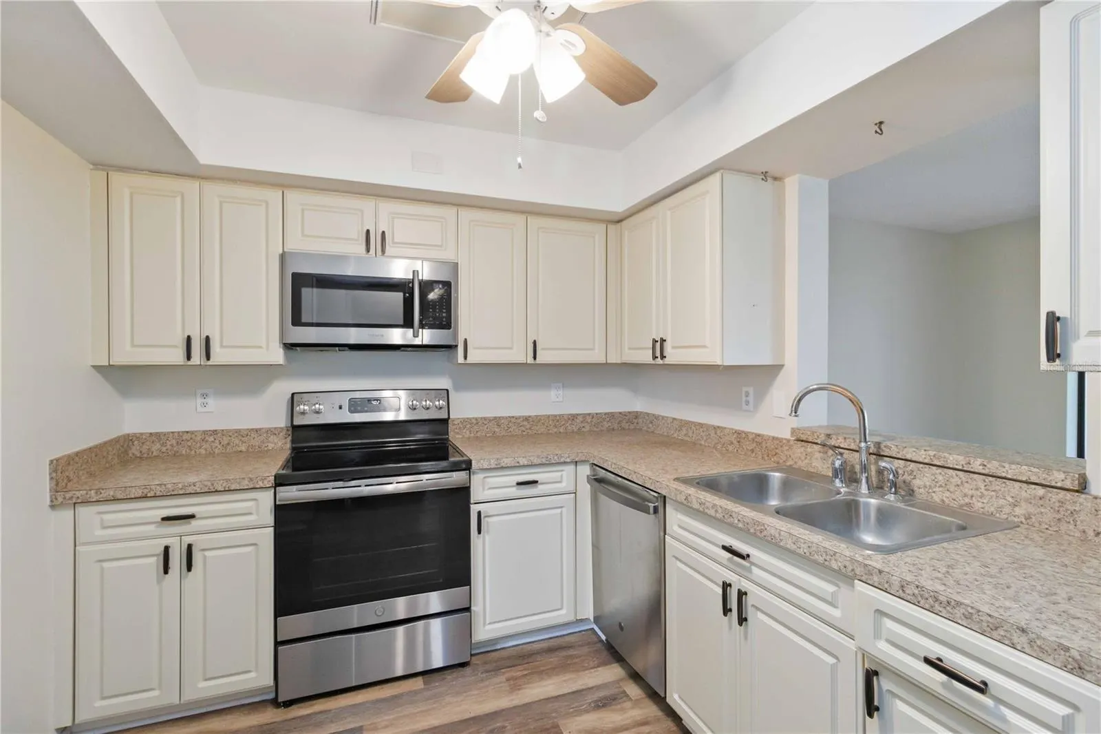 808 CAPRI ISLES BLVD #111, #111