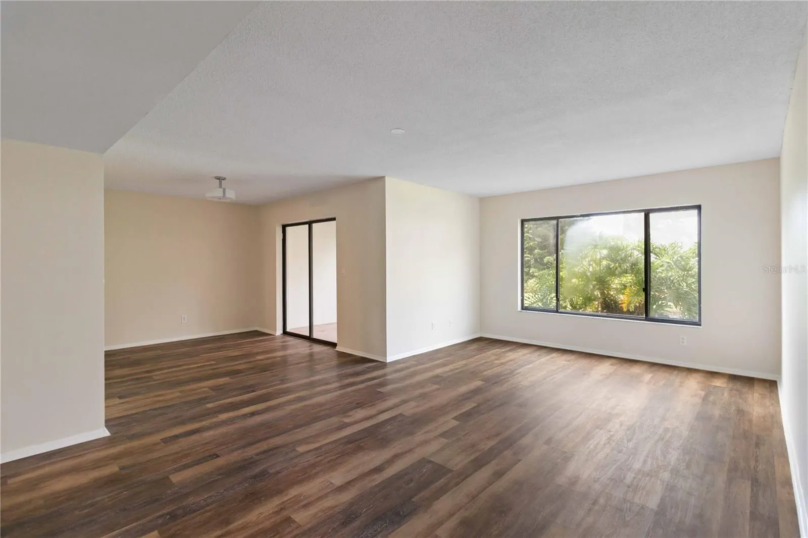 808 CAPRI ISLES BLVD #111, #111