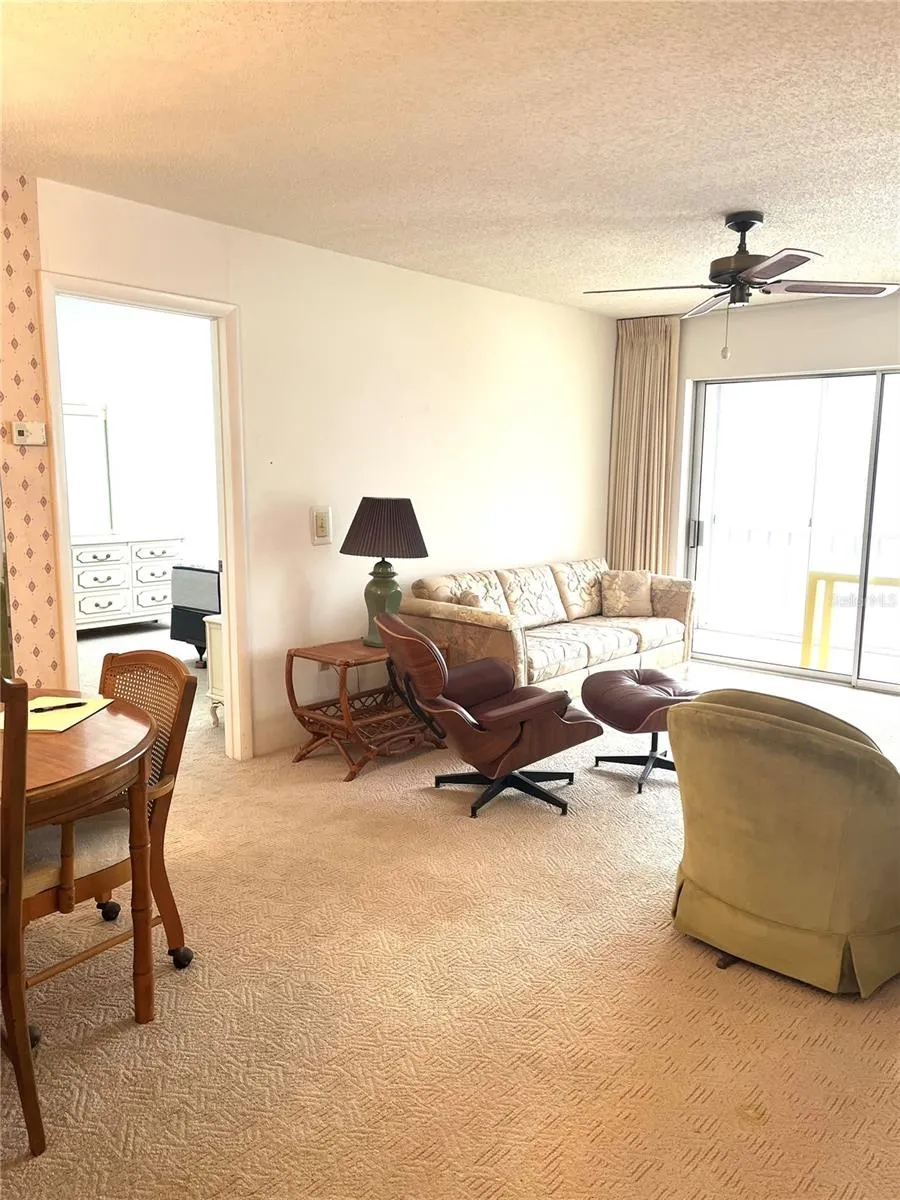 519 ALBEE FARM RD #312, #312