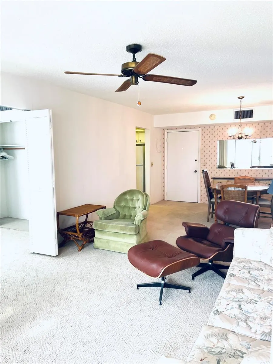 519 ALBEE FARM RD #312, #312