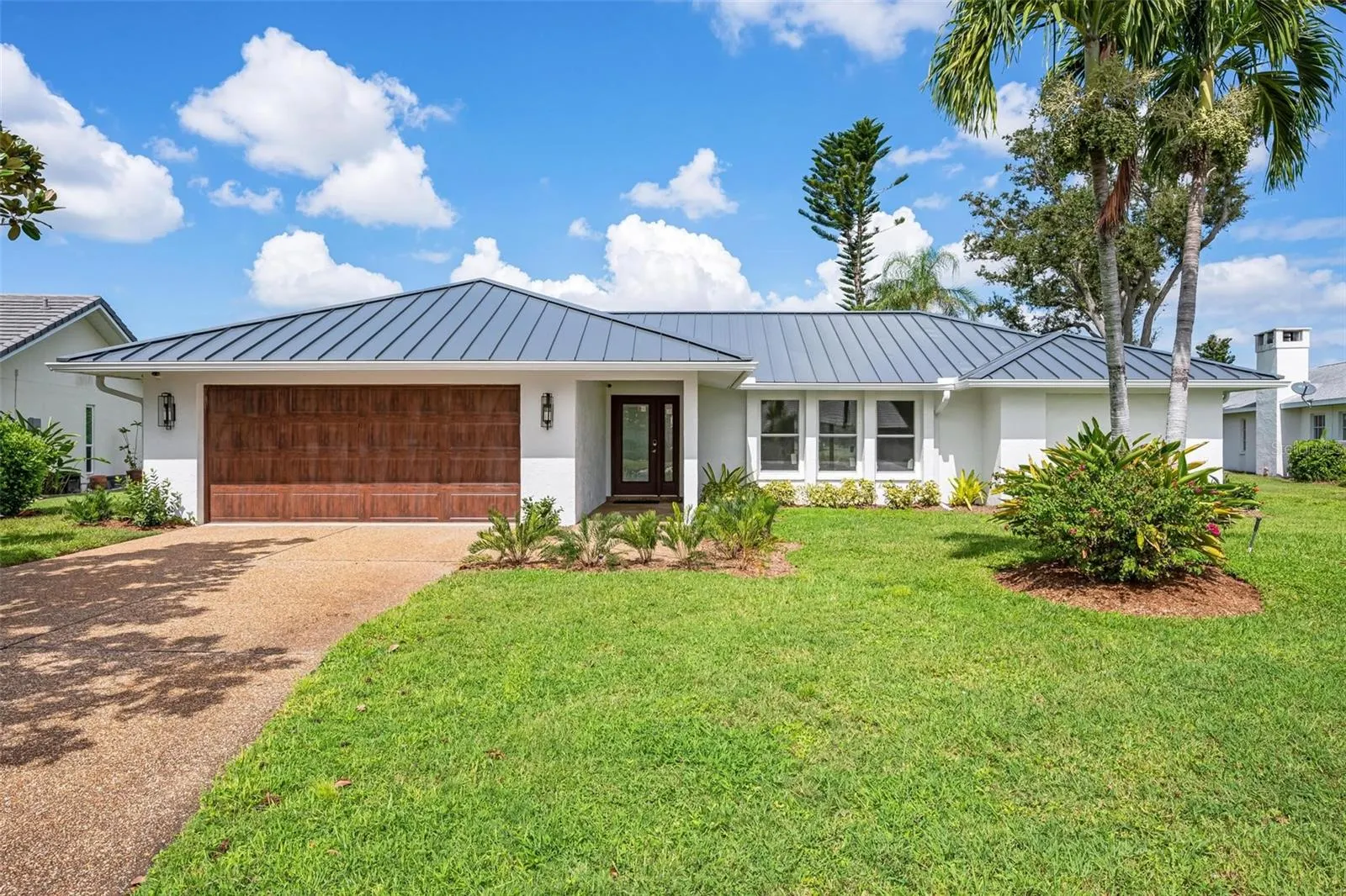 1935 INNISBROOK CT