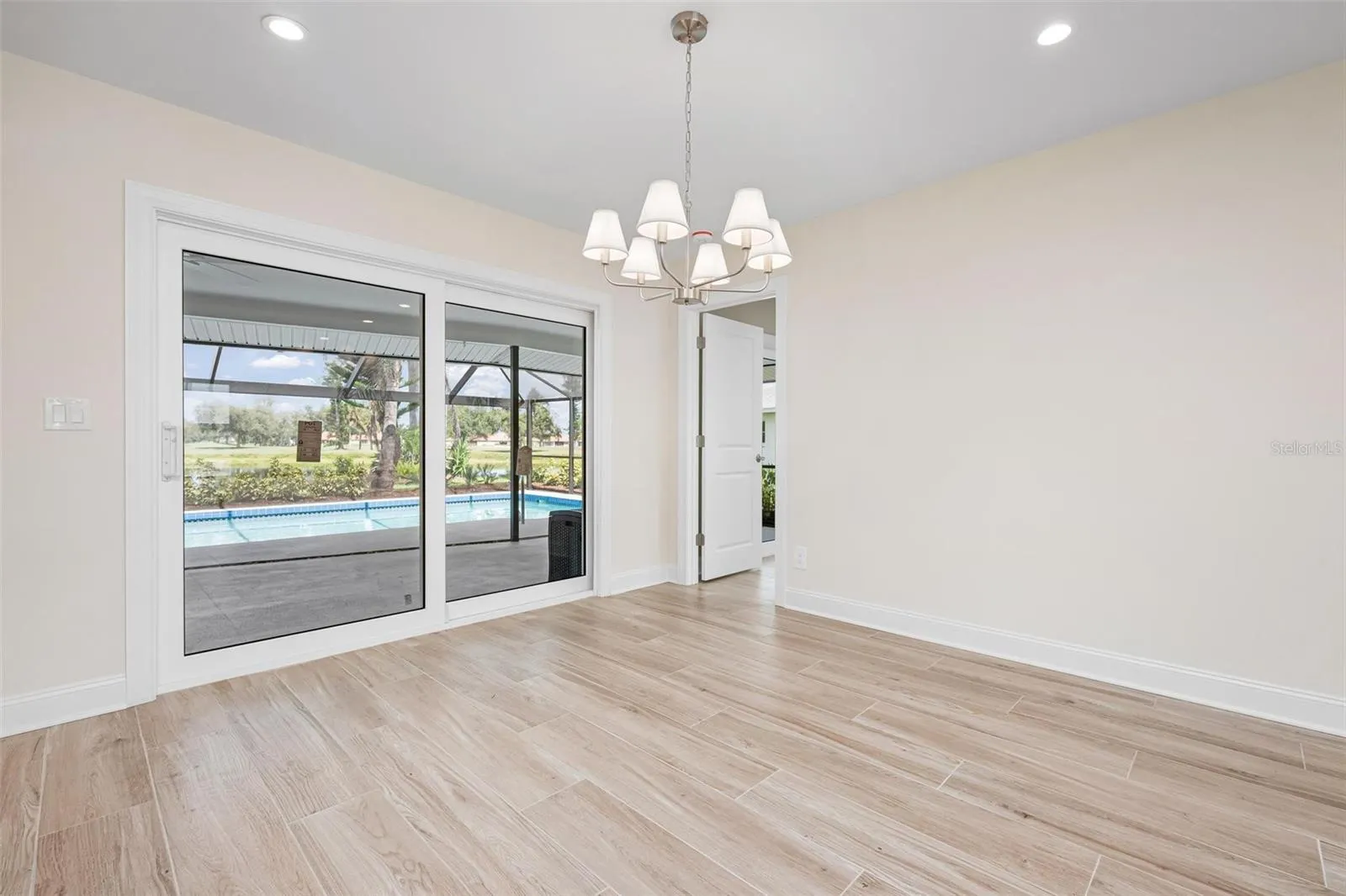 1935 INNISBROOK CT