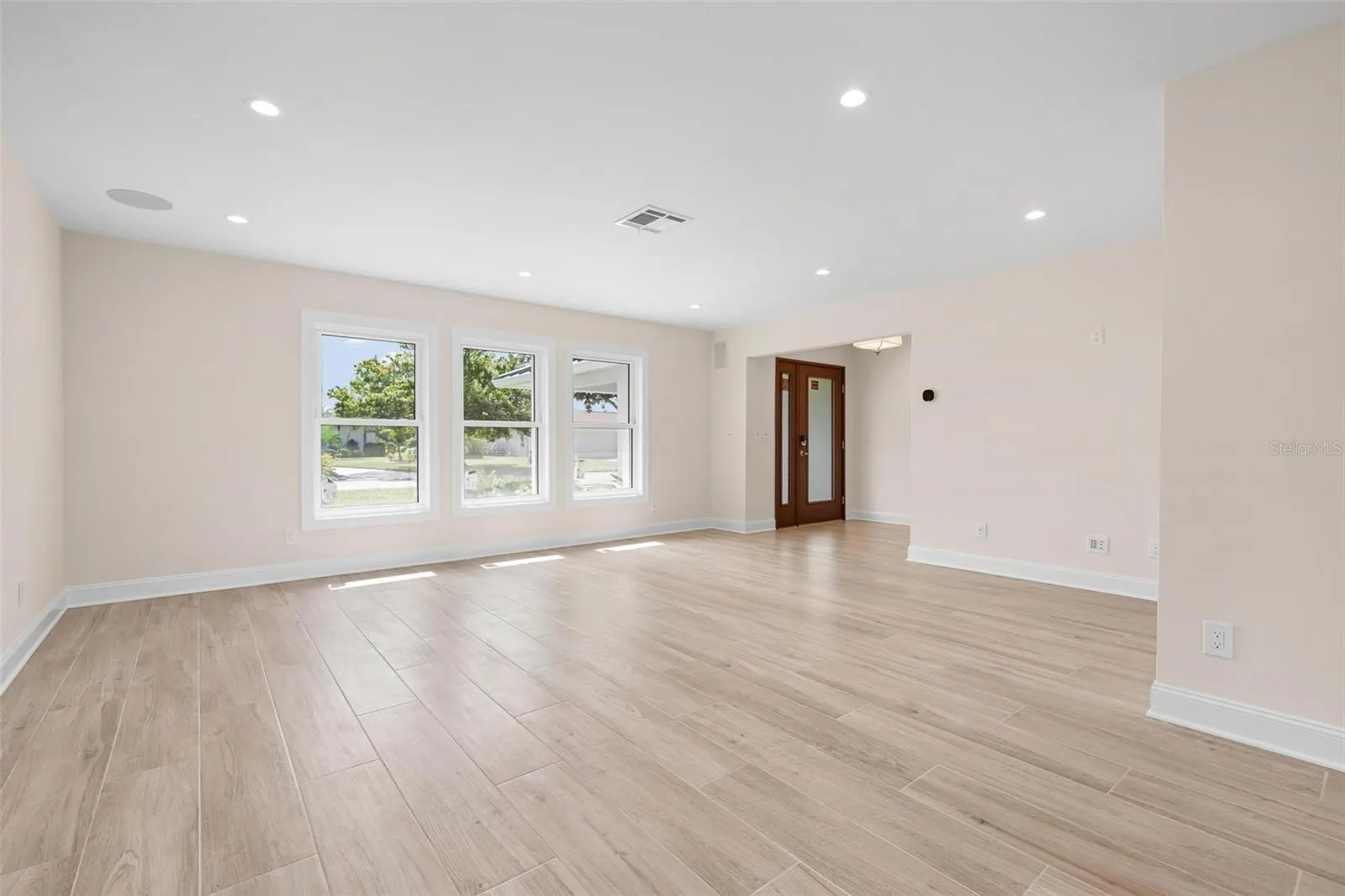 1935 INNISBROOK CT
