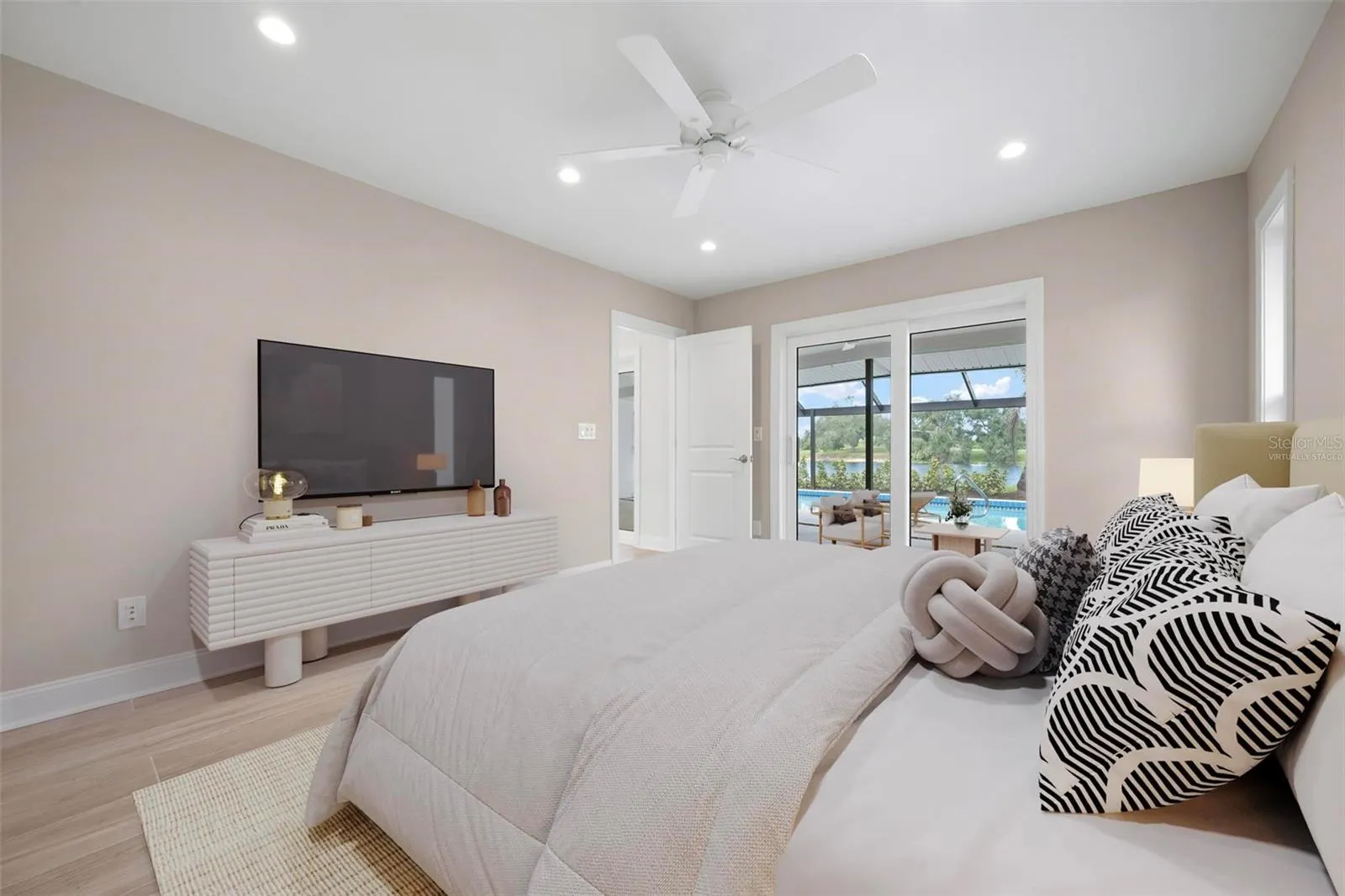 1935 INNISBROOK CT