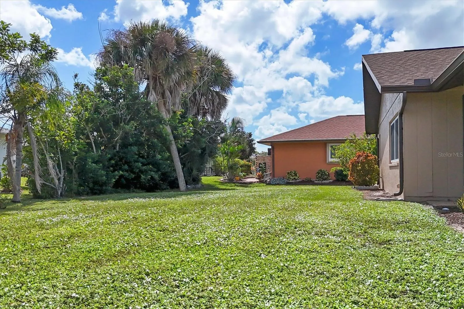 5833 HARRISON RD