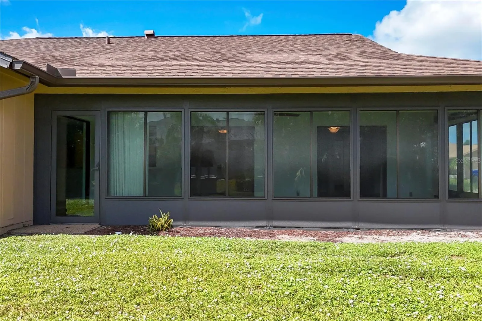 5833 HARRISON RD