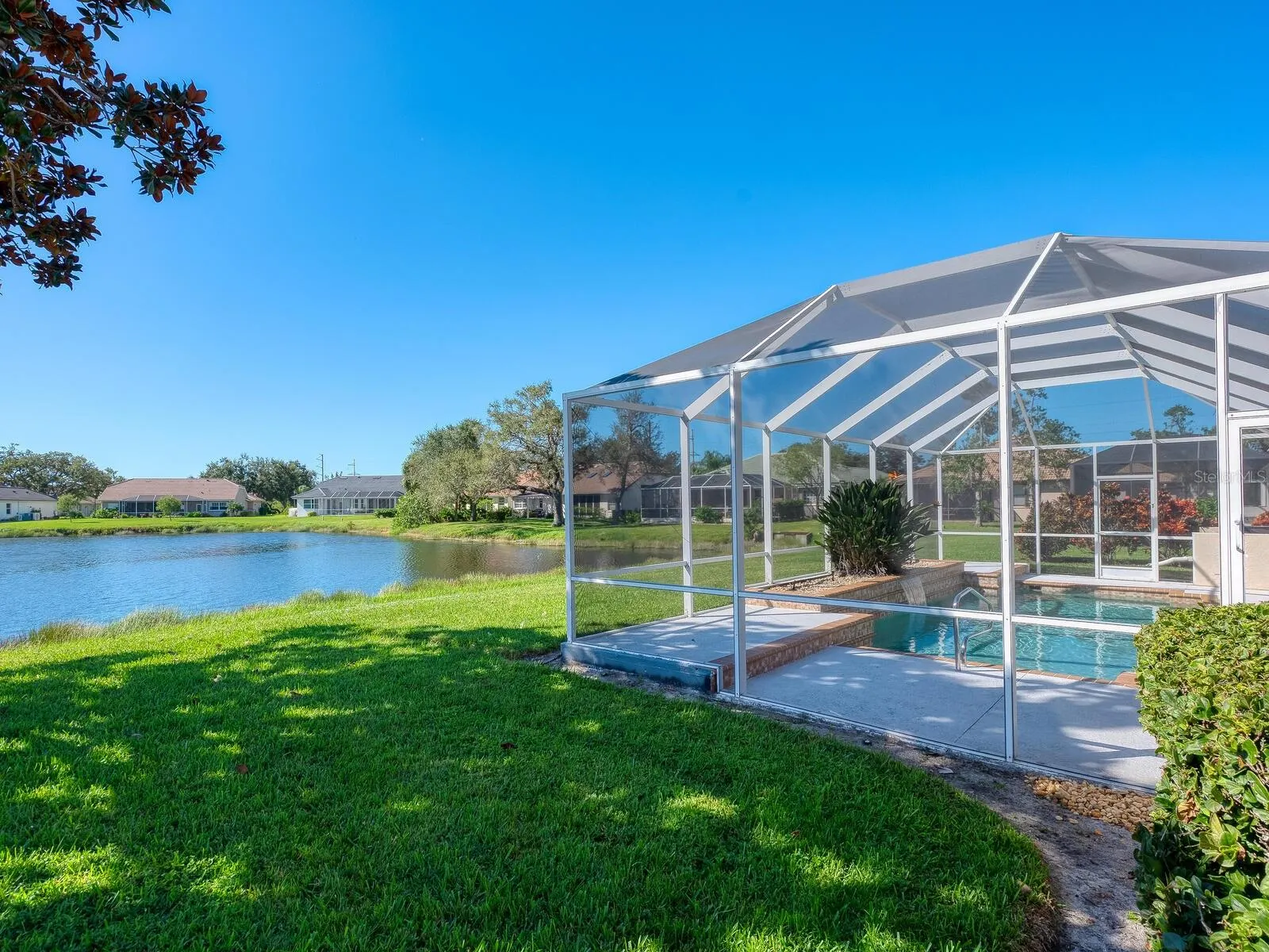 412 OAK HERITAGE DR