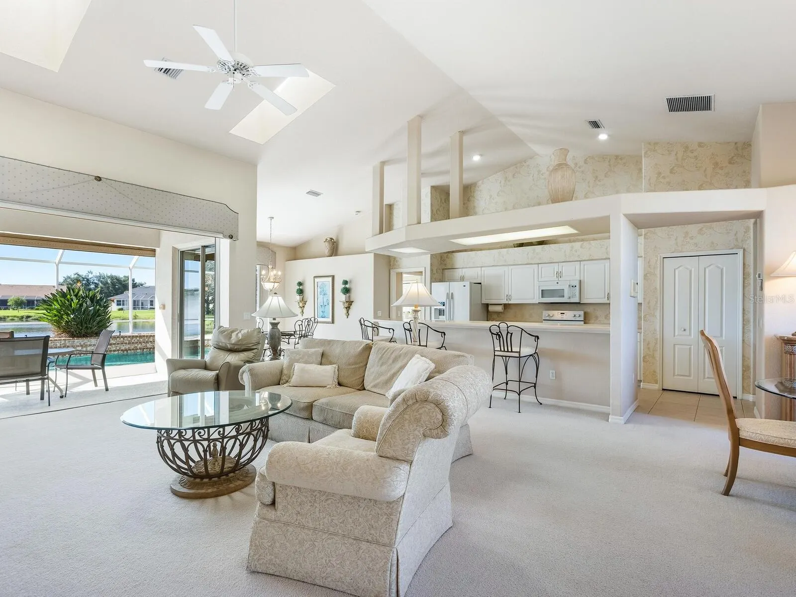 412 OAK HERITAGE DR