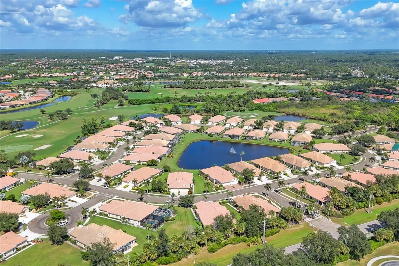 4827 WHISPERING OAKS DR